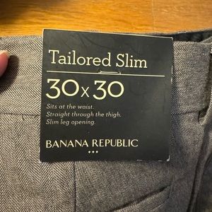 Banana Republic 30 x 30 men’s tailored pants. NWT